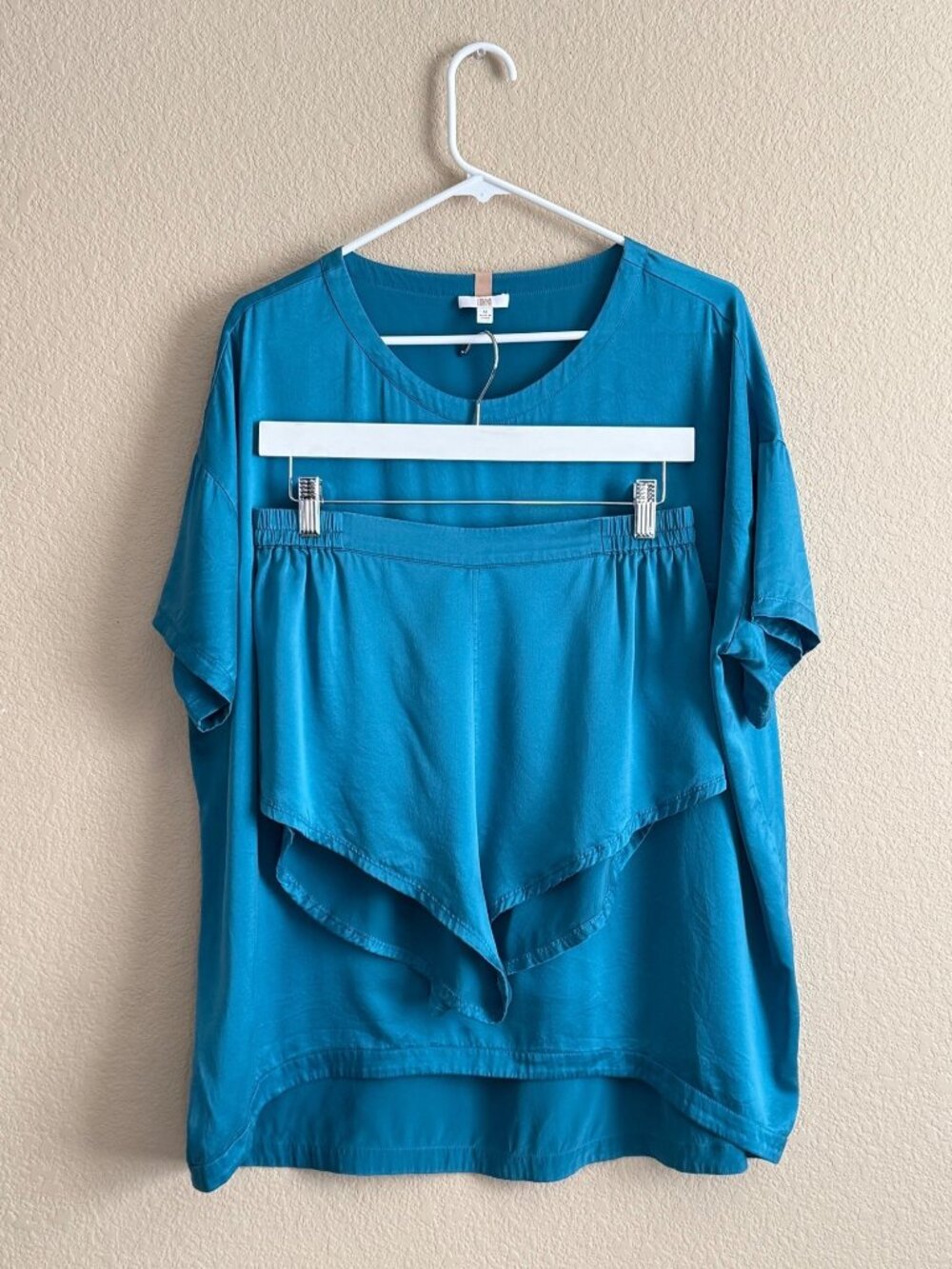 Lunya Washable Silk Tee & Short Set Size Medium in Teal RARE